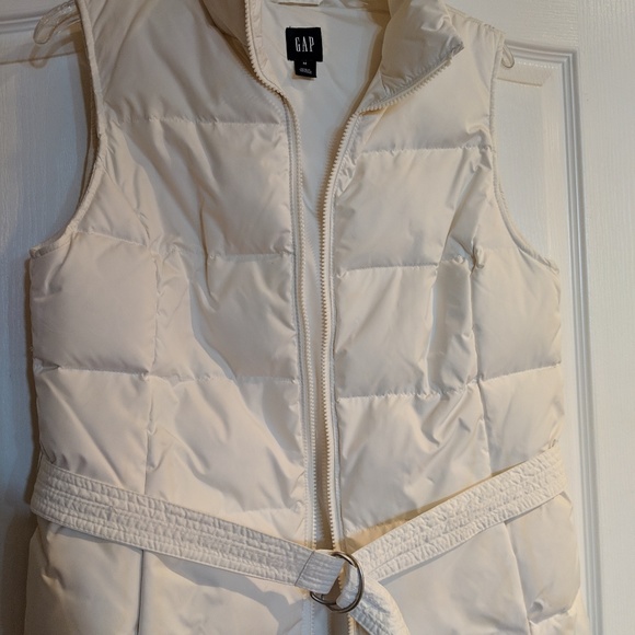 GAP Jackets & Blazers - GAP puffy vest